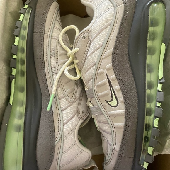 Nike Air Max 98(GS) sneakers shoe size 6 Youth - Picture 4 of 15